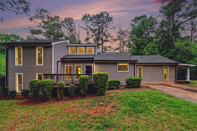 6742 Oakland Drive, Douglasville, GA 30135