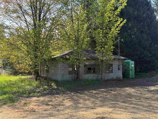 1007 E Solaris Way, Kasson Twp, MI 49664