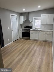 1270 LIBERTY ST, Camden, NJ 08104