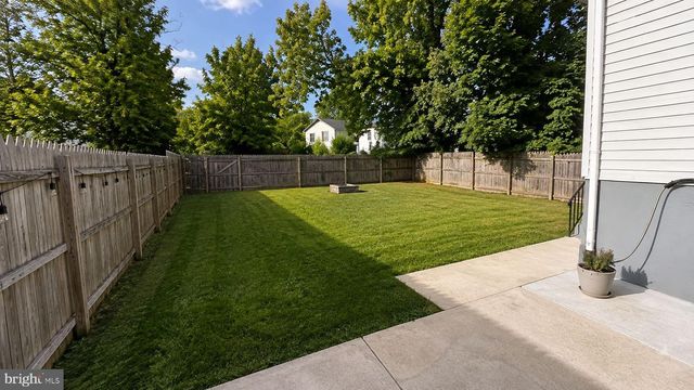 5905 J ST, Capitol Heights, MD 20743