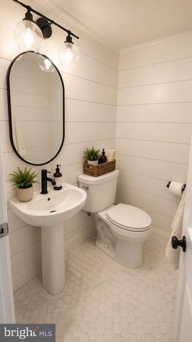 5905 J ST, Capitol Heights, MD 20743