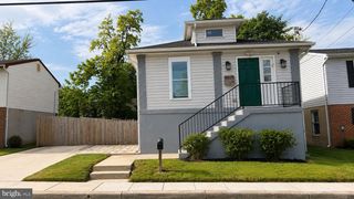 5905 J ST, Capitol Heights, MD 20743