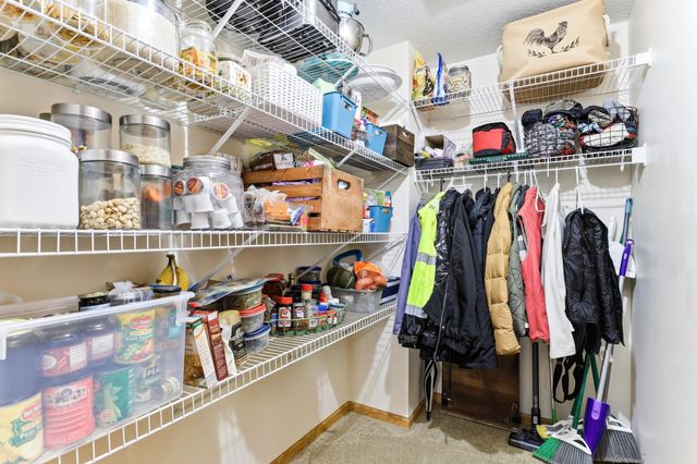 4226 Bridgewood Terrace, Vadnais Heights, MN 55127