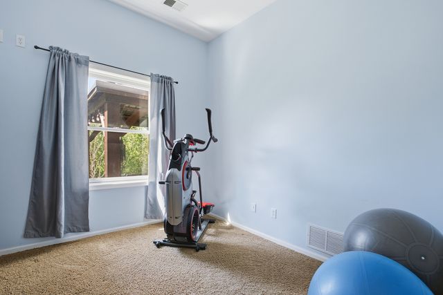 4 FRONTIER Court, Leclaire, IA 52753