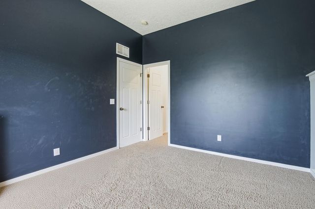 4 FRONTIER Court, Leclaire, IA 52753