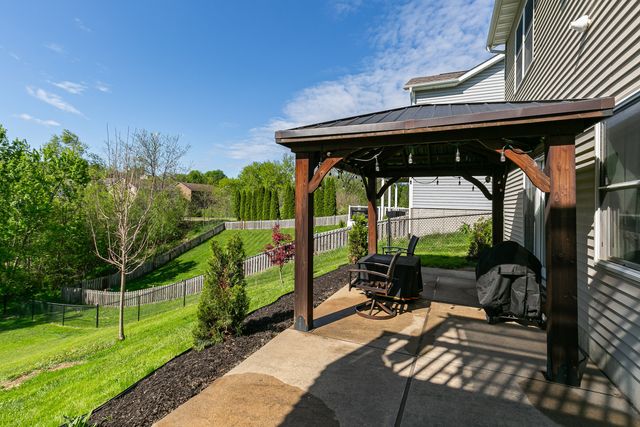 4 FRONTIER Court, Leclaire, IA 52753