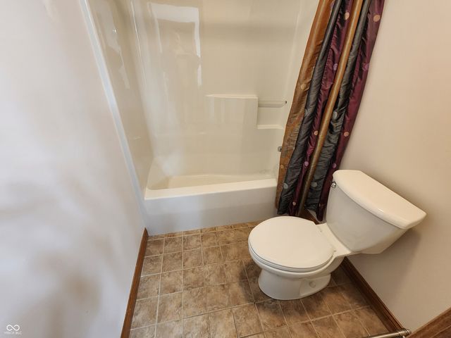 7215 Lockford Walk N, Avon, IN 46123