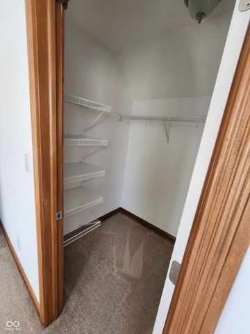 7215 Lockford Walk N, Avon, IN 46123