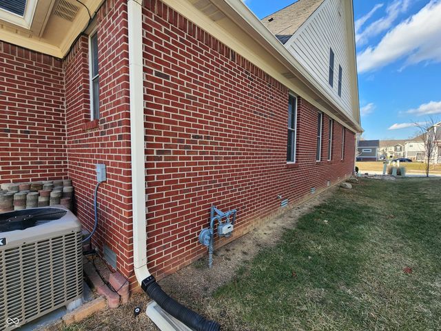 7215 Lockford Walk N, Avon, IN 46123