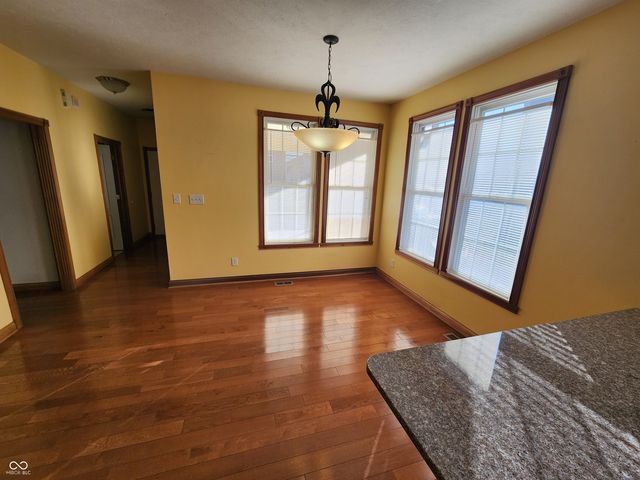 7215 Lockford Walk N, Avon, IN 46123