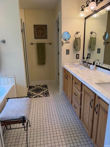 2500 E Cedarwood Drive, Bloomington, IN 47401