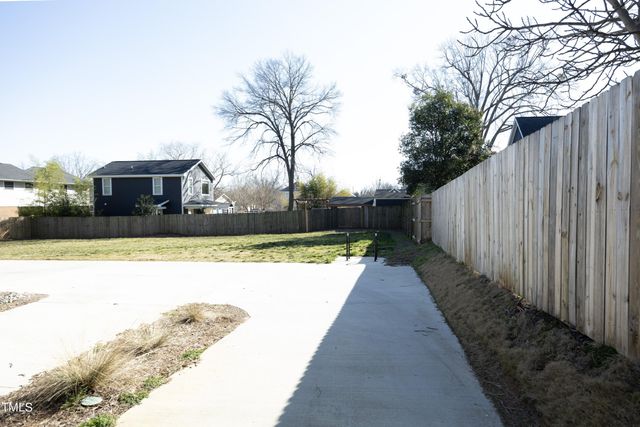 706 E Hargett Street, Raleigh, NC 27601