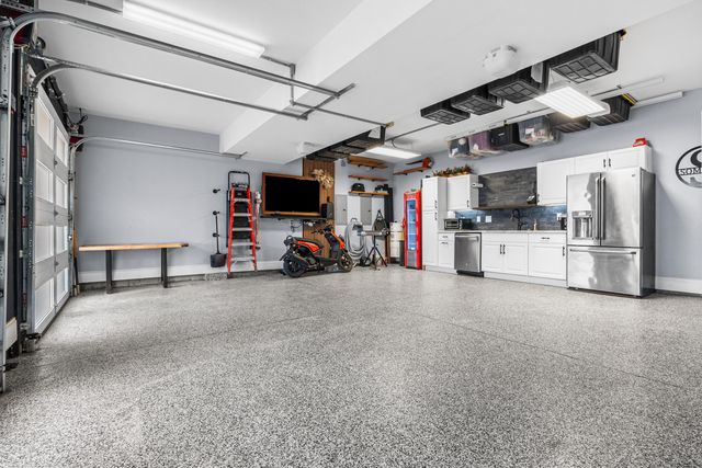 101 Watch Hill Lane, Newport, KY 41071