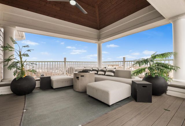 101 Watch Hill Lane, Newport, KY 41071