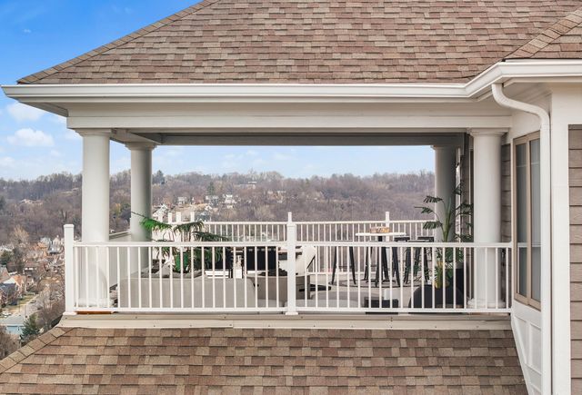 101 Watch Hill Lane, Newport, KY 41071