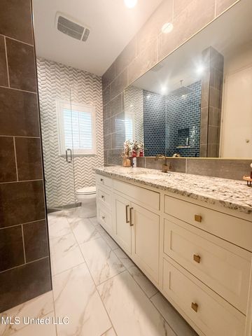 11 Moss Forest Circle, Jackson, MS 39211