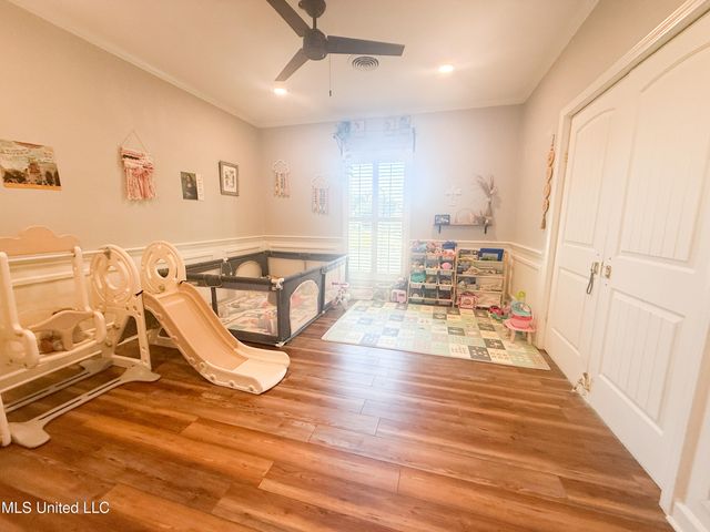 11 Moss Forest Circle, Jackson, MS 39211