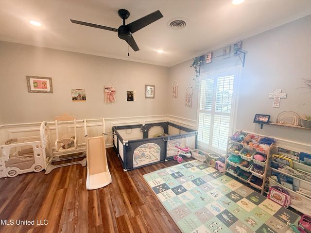 11 Moss Forest Circle, Jackson, MS 39211