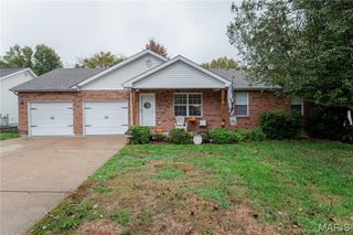 2128 Martina Drive, Washington, MO 63090