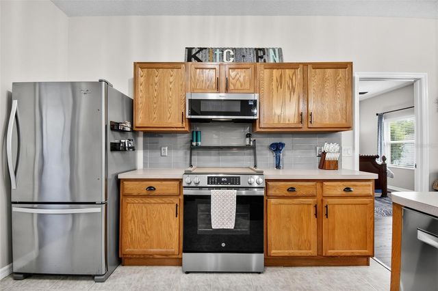 29 ETHAN ALLEN DRIVE, Palm Coast, FL 32164