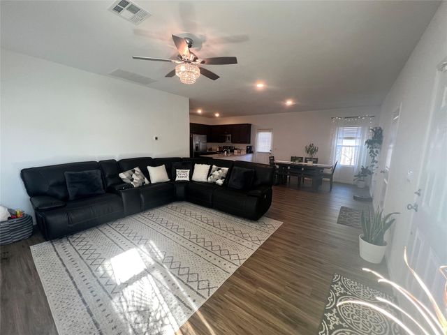 2308 Nightview DR, Pflugerville, TX 78660