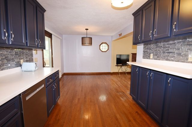 16 Arrow Drive, Whitman, MA 02341