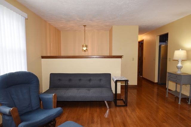 16 Arrow Drive, Whitman, MA 02341