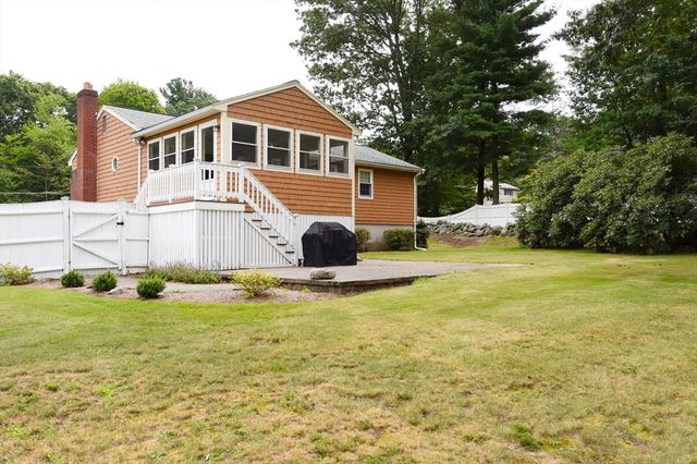 16 Arrow Drive, Whitman, MA 02341
