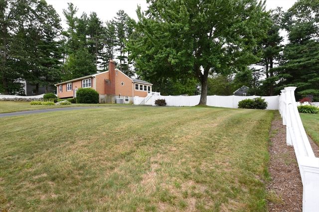 16 Arrow Drive, Whitman, MA 02341