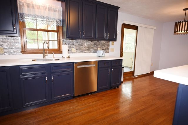 16 Arrow Drive, Whitman, MA 02341