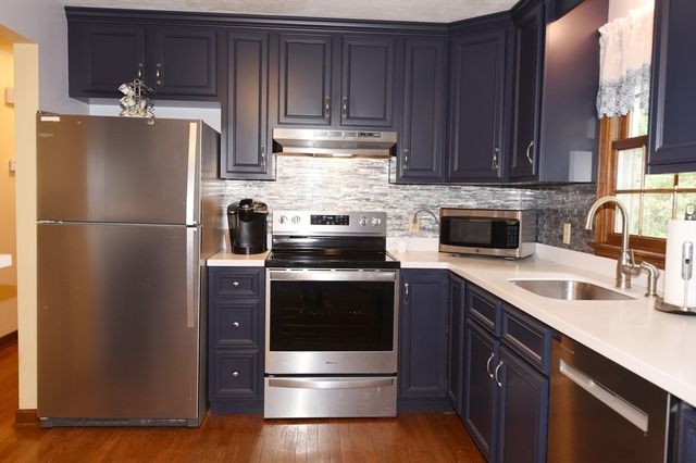 16 Arrow Drive, Whitman, MA 02341