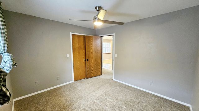 2516 Ridgewood Drive, Moore, OK 73160