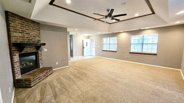 2516 Ridgewood Drive, Moore, OK 73160