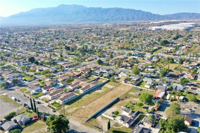 17562 Court, Fontana, CA 92336