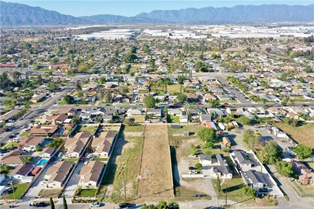 17562 Court, Fontana, CA 92336