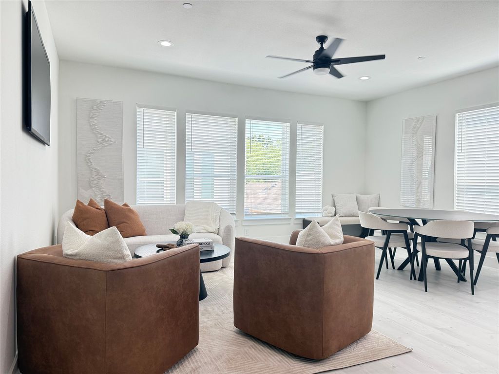 7207 Mohawk Drive 308, Dallas, TX 75235