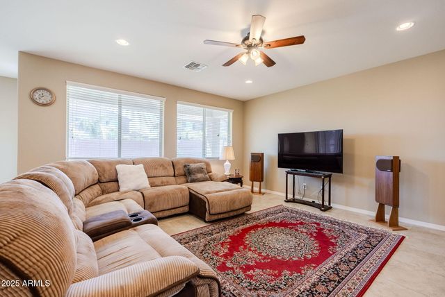 4557 W SOUTH BUTTE Road, San Tan Valley, AZ 85144