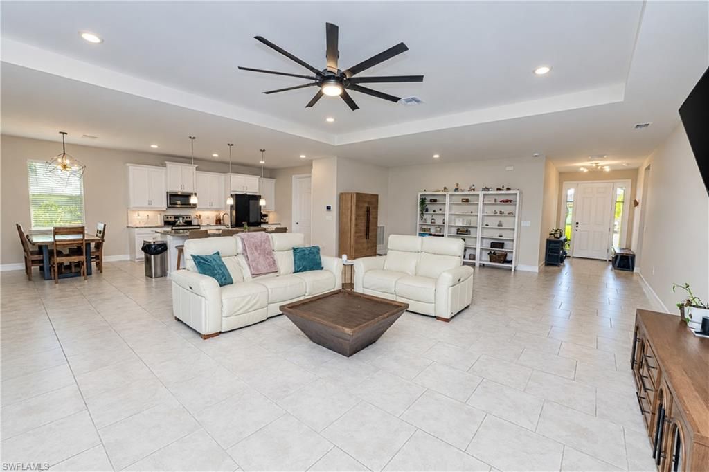 113 SW 33rd PL, CAPE CORAL, FL 33991 — photo 4