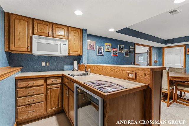 4557 Penny Lane, Wyoming, MI 49418