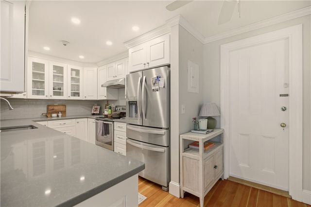 28 Kay Street 3, Newport, RI 02840