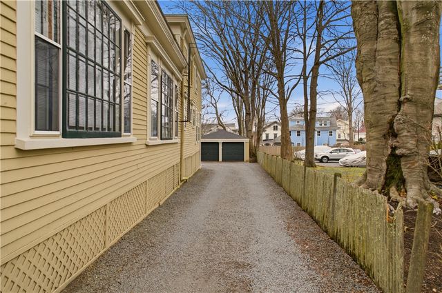 28 Kay Street 3, Newport, RI 02840