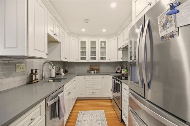 28 Kay Street 3, Newport, RI 02840