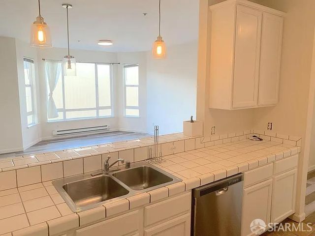 5810 Mission Street 404, San Francisco, CA 95762