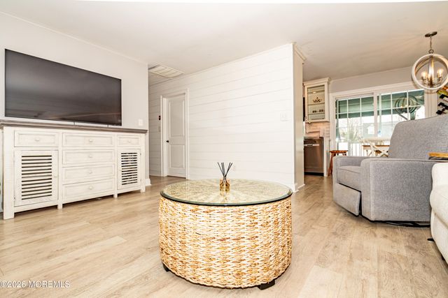 3236 Osborn Terrace, Toms River, NJ 08753