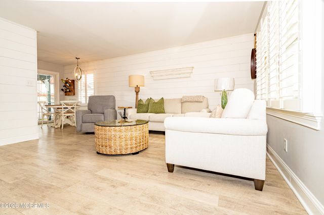 3236 Osborn Terrace, Toms River, NJ 08753