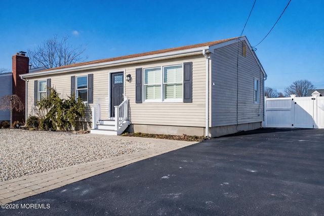 3236 Osborn Terrace, Toms River, NJ 08753