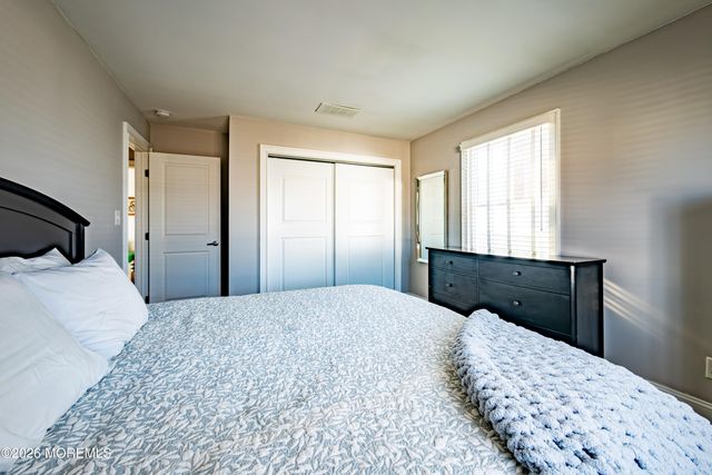 3236 Osborn Terrace, Toms River, NJ 08753