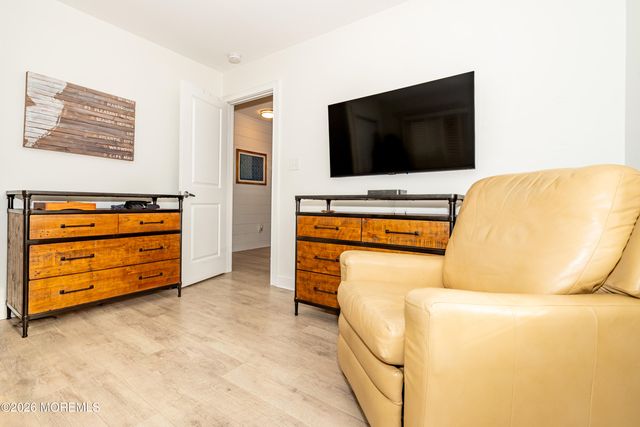 3236 Osborn Terrace, Toms River, NJ 08753