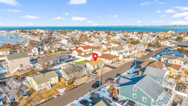 3236 Osborn Terrace, Toms River, NJ 08753