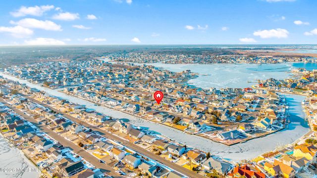 3236 Osborn Terrace, Toms River, NJ 08753